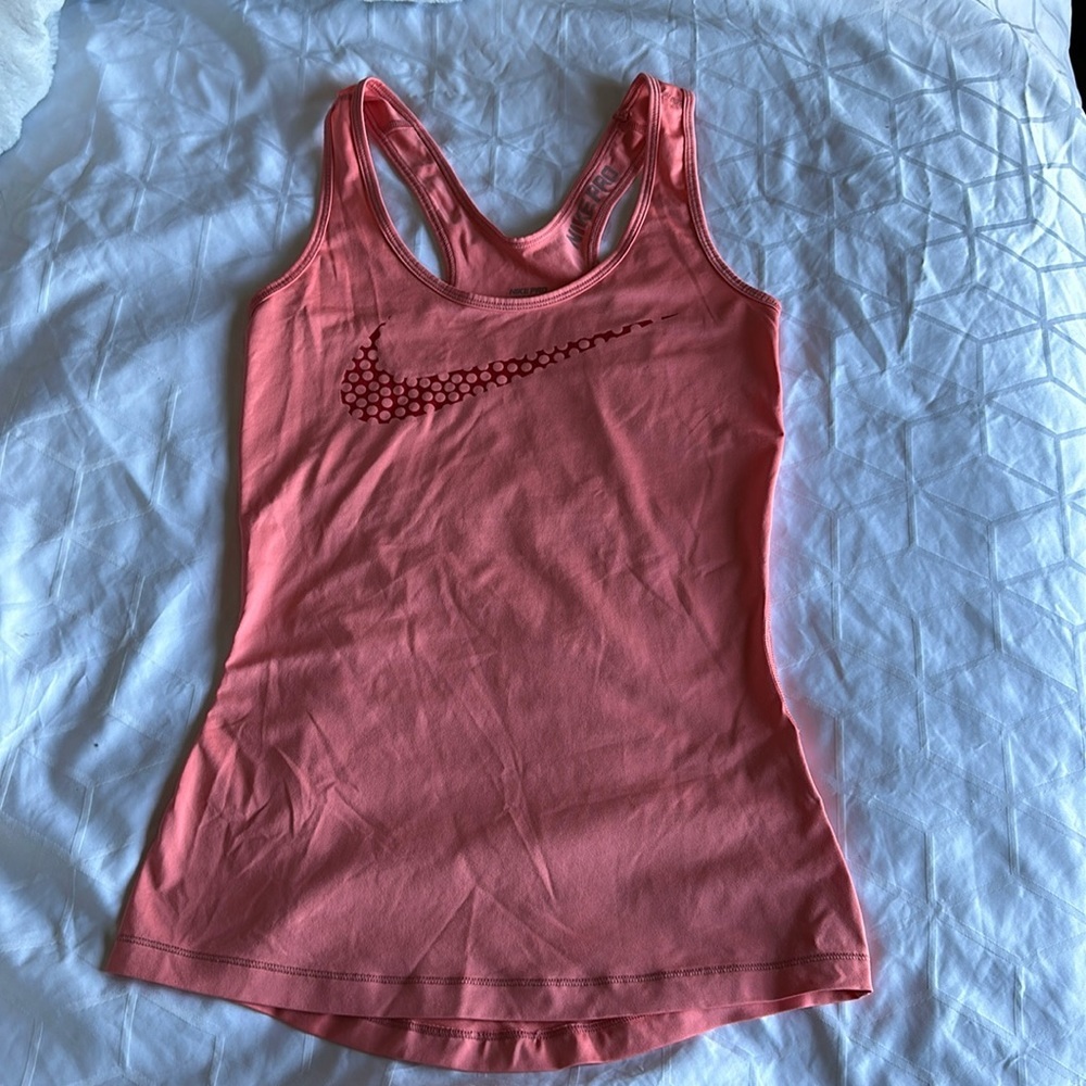 Nike tank top​